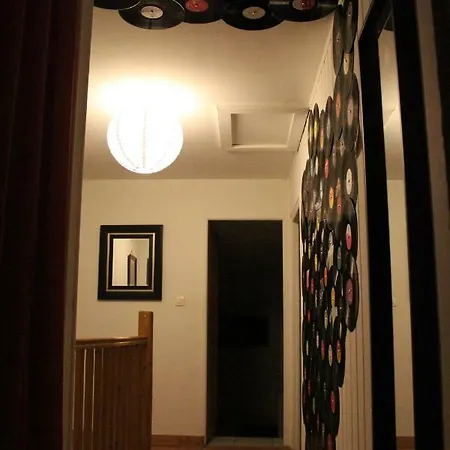 Mustach House 펜션 *